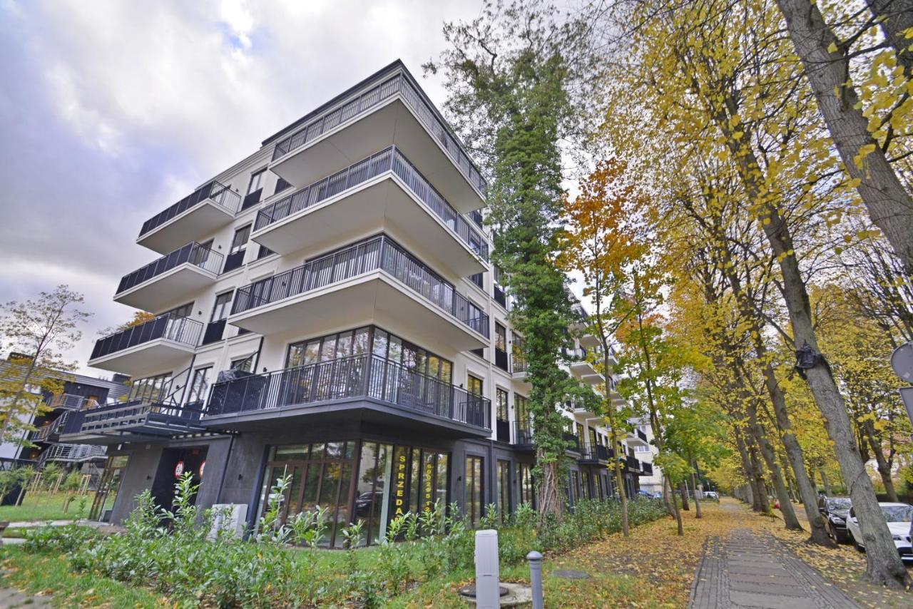 Osiedle Seaside Garden - Apartamenty Bryza Z Garazem, 100M Od Promenady Swinoujscie Exterior photo